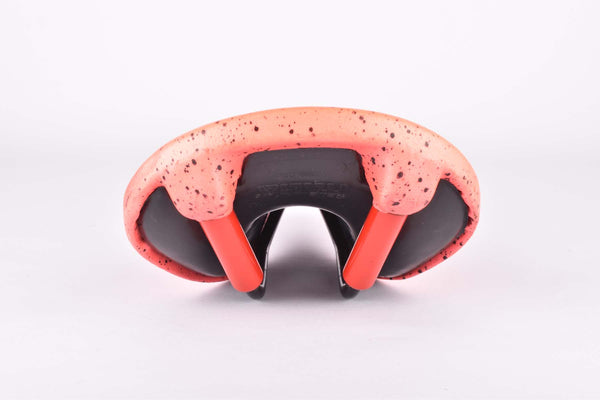 Pink Selle Italia Alpine d.s.a. MTB Saddle from 1991 – Velosaloon.com