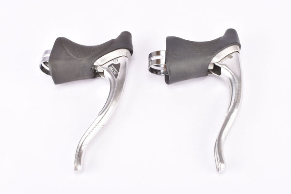 NIB/NOS Shimano Dura Ace Non Aero Brake Lever Hoods: 7400/7402 Black NIB/NOS Shimano Dura Ace Non Aero Brake Lever Hoods: 7400/7402 Black