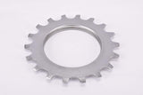 NOS Shimano 600 / 600 New EX Uniglide stain silver Cog (#BC47), freewheel sprocket with 18 teeth  from the 1970s - 1980s