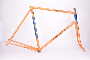 Orange and Blue (cognac and brussel blauw) Gazelle Champion Mondial "AA-Frame"  Criterium / Time Trial frame set in 59 cm (c-t) / 57.5 cm (c-c) with Reynolds 531 tubing and Campagnolo dropouts from the late 1978