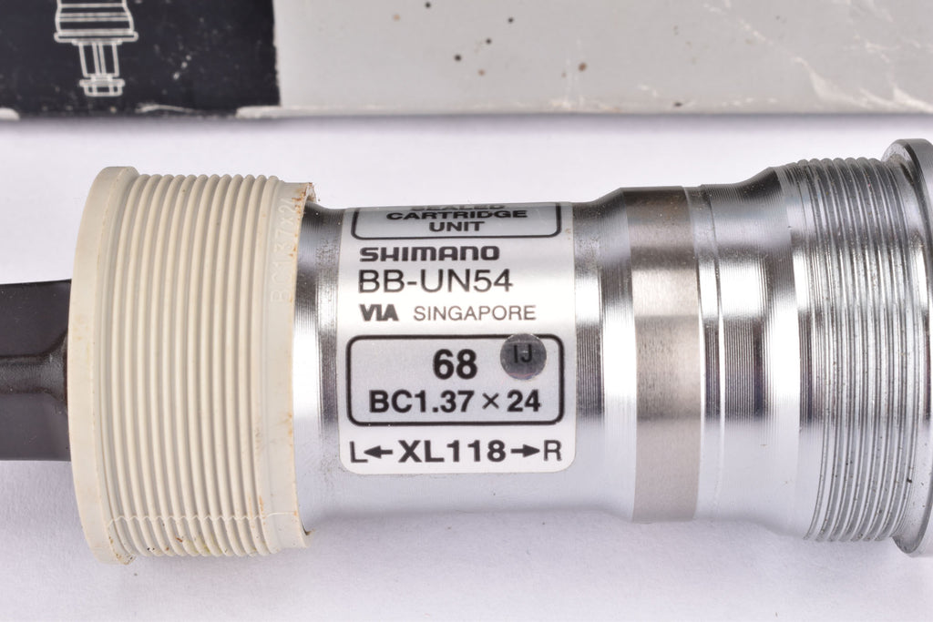 Boîtier De Pédalier Shimano Deore BB-MT60 – NOS, Neuf En Boîte, Acier