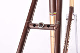 Brown and Gold Van Herwerden Special Route vintage steel road bike frame set set in 59 cm (c-t) / 57.5 cm (c-c) with Reynolds 531 tubing and vertical Campagnolo #1060 dropouts from 1975