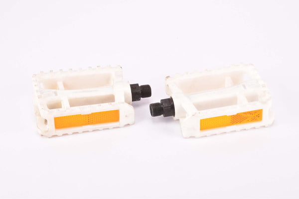 NOS Wellgo white plastic old school BMX Pedals