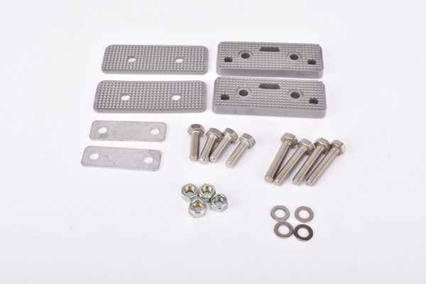 NOS Campagnolo Euclid / Centaur grey plastic adapter plates for ATB Pedalcage mount from the late 1980s - early 1990s