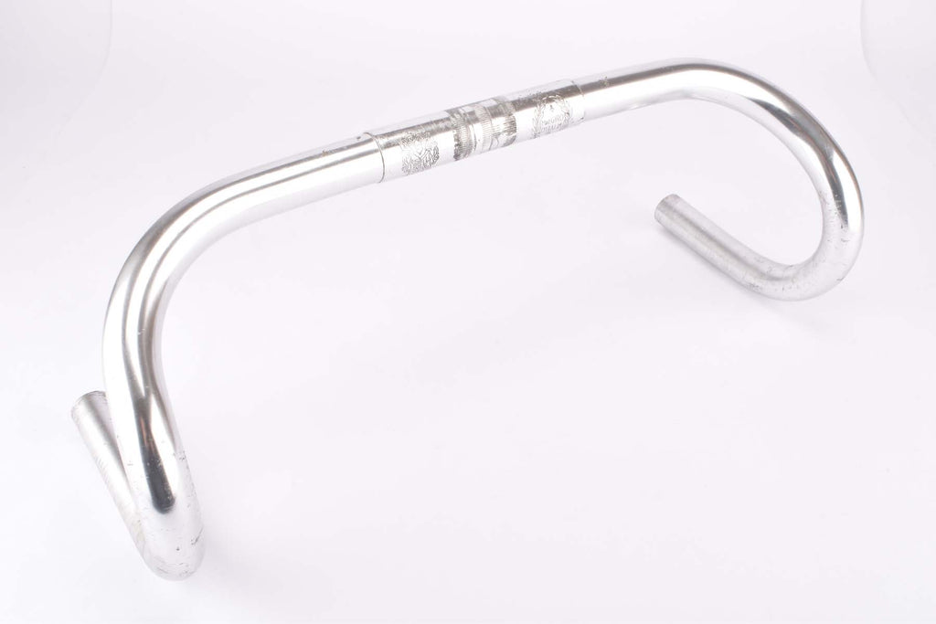 Cintre CINELLI 64 Giro d'Italia 26,4 mm - 42 cm 85s vélo vintage Handlebar - Équipements vélos Cintre CINELLI 64 Giro d'Italia 26,4 mm - 42 cm 85s vélo vintage Handlebar - Équipements vélos