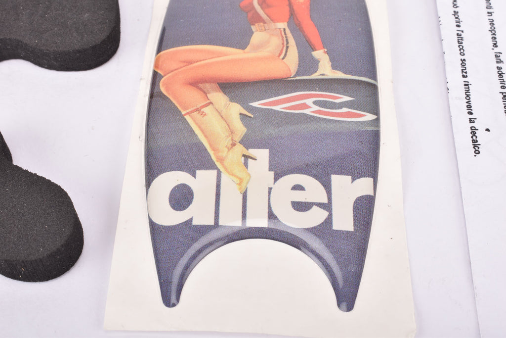 Poster Mural Cinelli Laser Girl – A4 Vintage – Pub Campagnolo C Record