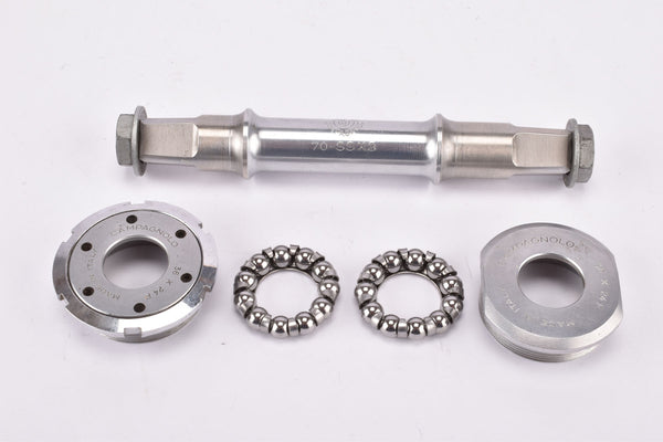 Campagnolo Record? tripple Bottom Bracket in 124 mm with italian thread from the 1980s