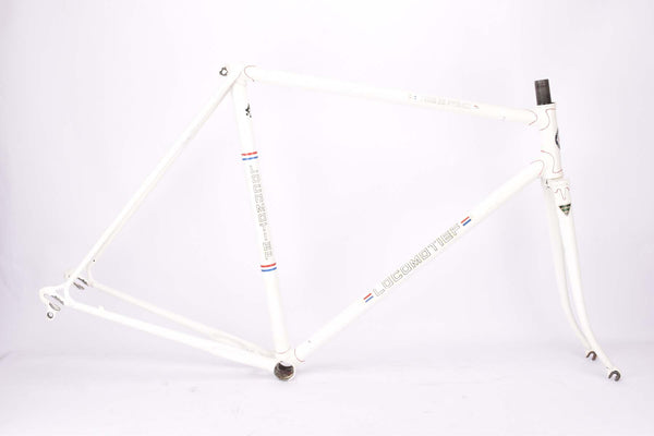 Defective White Locomotief Amsterdam Tour de France frame set in 55.5 cm (c-t) / 54.0 cm (c-c) with Reynolds 531 tubing from the 1950s / 1960s