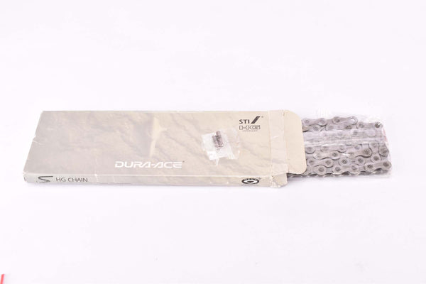 NOS/NIB Shimano Dura-Ace #CN-7701 9-speed Hyperglide Chain with 118 links from the 1990s - 2000s