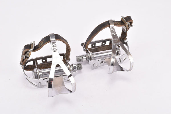 Roto Corsa / Competition chromed steel pedals with REG Italy Straps and clips