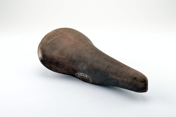 Arius Gran Carrera leather saddle from the 1970s