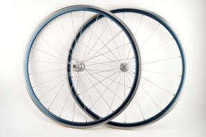 Wheelset with Rigida DP18 clincher rims and Sachs New Success hubs from 1980s
