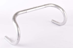 Unlabled aluminum Handlebar in size 42cm (c-c) and 25.4mm clamp size
