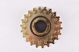 NOS Maillard 700 Course Or 5-speed golden Freewheel with 15-22 teeth and english thread from 1982