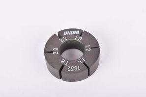 Unior univerdal flat Spoke holder for aero blade spokes in multiple sizes (1.0/ 1.2/ 1.5/ 1.8/ 2.0 & 2.2 mm) #1632
