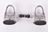 Gazelle labled Look E-1 clipless pedals