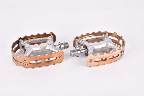 HTI Hsing Bear Trap Pedal Set from 1990