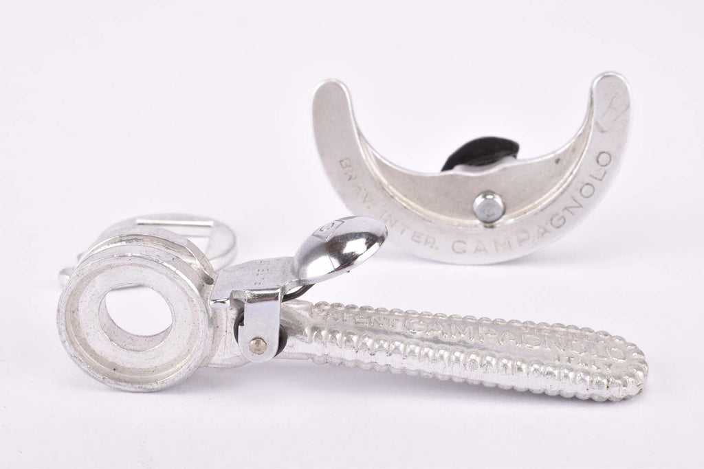 Collier De Selle Campagnolo Vintage Avec Porte-pompe - Référence Art. 630, Neuf Made In Italy