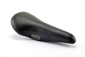 NEW Fujita P.SEU 17S, No.810 Professional Seamless Super Soft Y.F.C Saddle, NJS, from the 1980s NOS