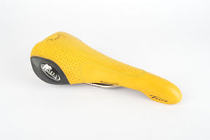 Yellow Selle Italia Flite Titanium Genuine Gel Saddle from 2002
