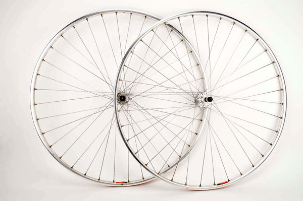 Wheelset with Mavic Module "E" clincher rims and Shimano 600 first Gen. hubs from 1980s