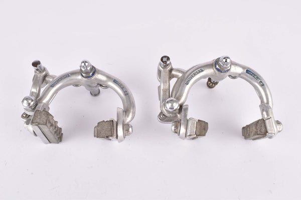 Universal Super 68 single pivot brake calipers from the 1960s