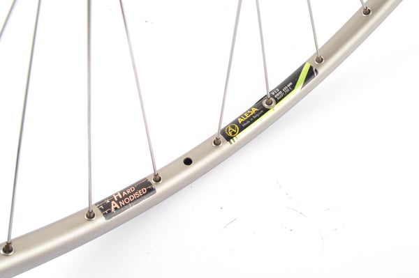 Wheelset with Alesa 913 clincher rims and Campagnolo Record #HB-00RE ...