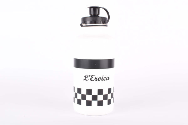 Elite Vintage Eroica water bottle in france classic