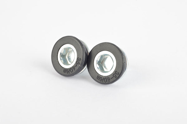 M8 Crank Bolts including black Dust Cap