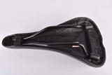Black Taes GD-718 Saddle from the 1990s