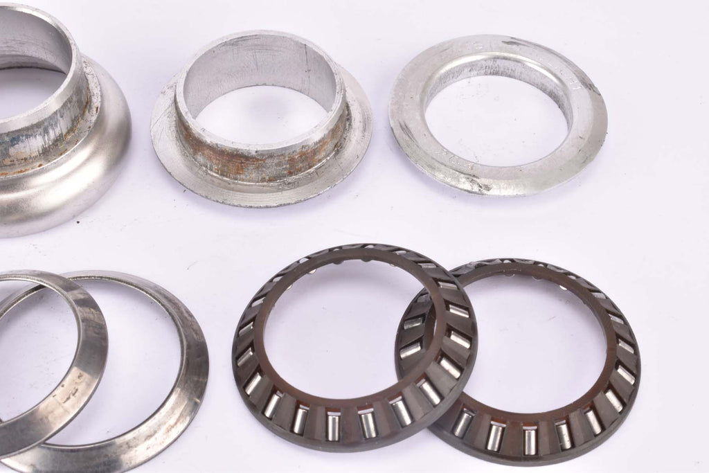 Stronglight A9 needle bearing Headset with english thread from the 198