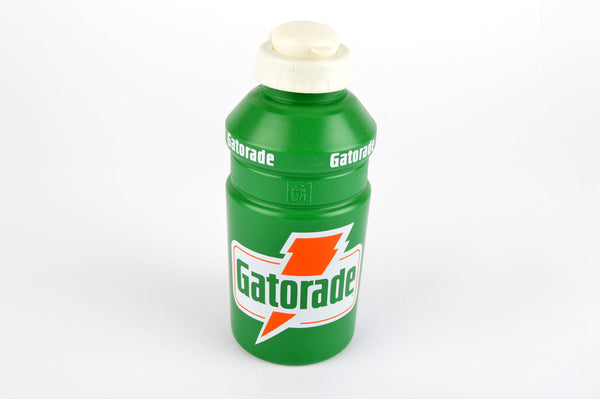 NEW Gatorade water bottle in green/white from the 1990s NOS