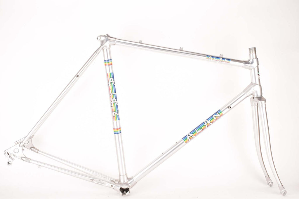 alan fahrradrahmen Alan Mod. Super Record frame 56 cm (c-t) / 54 cm (c-c) with Aluminium tubing Alan Mod. Super Record frame 56 cm (c-t) / 54 cm (c-c) with Aluminium