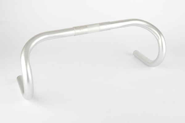 Cinelli 66-44 Campione del Mondo, single groovd Handlebar in size 44cm (c-c) and 26.4mm clamp size, from the 1980s