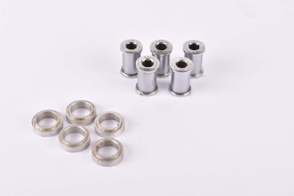 Campagnolo chainring bolt set with spacers for tripple crank sets