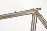 Eddy Merckx Professional frame in 56.5 cm (c-t) / 55 cm (c-c) with Columbus tubes