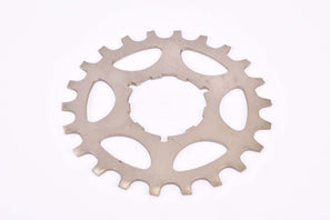 NOS Shimano 600 Ultegra #CS-6400-6 / #CS-6400-7 6-speed and 7-speed Cog, Uniglide (UG) Cassette Sprocket with 22 teeth from the 1990s