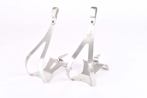 Campagnolo Super Record #0990/06 Alloy Toe Clip Set in Size M from the 1980s