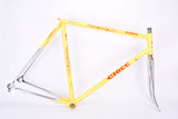Custom painted yellow Ciöcc vintage road bike frame in 55.5 cm (c-t) / 54 cm (c-c) with Columbus SL tubing from the mid to late 1980s