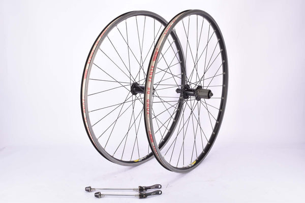 26" (559) Wheelset with Mavic X221 Clincher Rims and DT Swiss Onyx Hubs