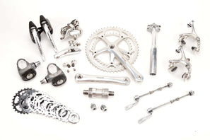 Campagnolo Chorus 8-speed group set with shifting brake levers from 1995/96