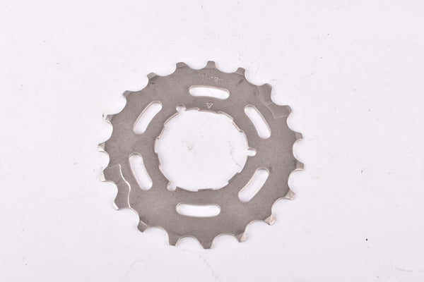 NOS Shimano Dura-Ace #CS-7401-8T Hyperglide (HG) Cassette Sprocket with 19 teeth from the 1990s