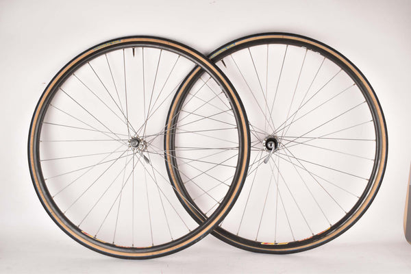 28" (700C) Wheelset with FiR EA60 Clincher Rims and Shimano 600 Ultegra #HB-6400 / #FH-6402 - new bike take off
