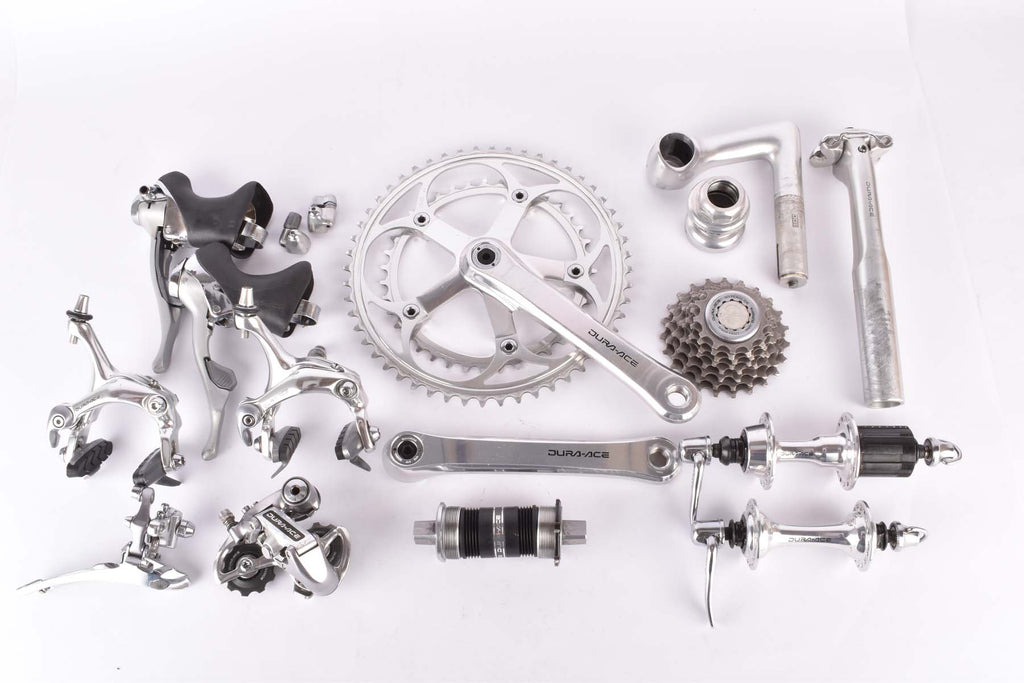 Shimano Dura-Ace #7400 8-speed Group Set from the 1990s Shimano Dura-Ace #7400 8-speed Group Set from the 1990s