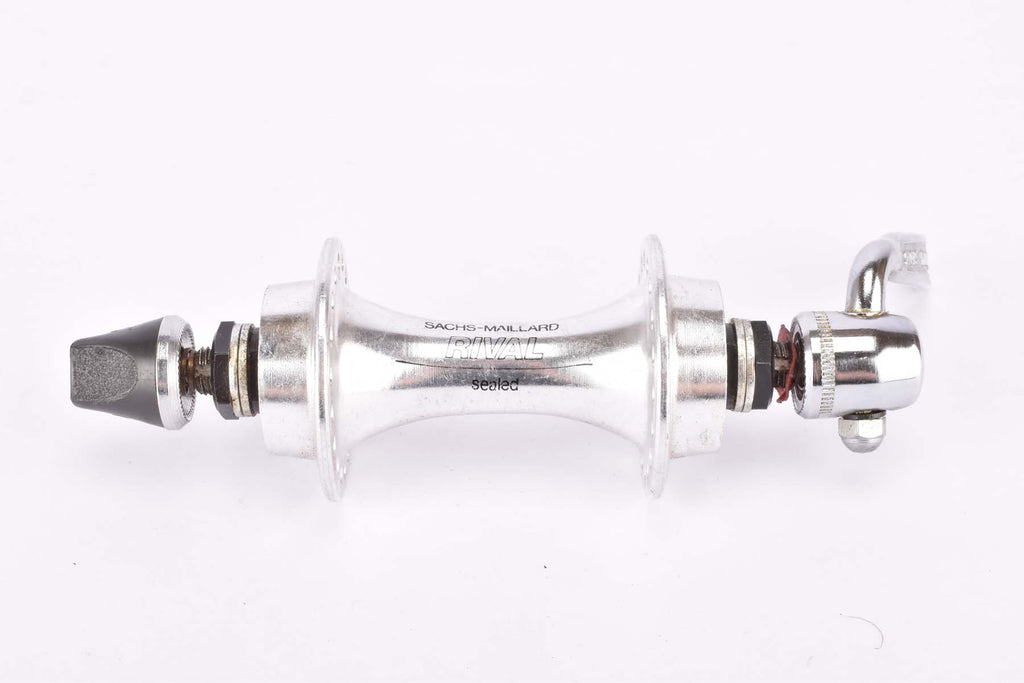 Lampadaire italien rose des années 1980 par Targetti avec abat-jour en Lampadaire italien rose des années 1980 par Targetti avec abat-jour en