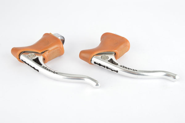 Campagnolo Nuovo Gran Sport #1040/1A milled brake lever set with brown hoods and Chesini Panto