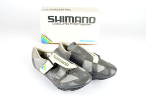 NEW Shimano Carbon #SH-R100 Cycle shoes with cleats in size 41 NOS/NIB