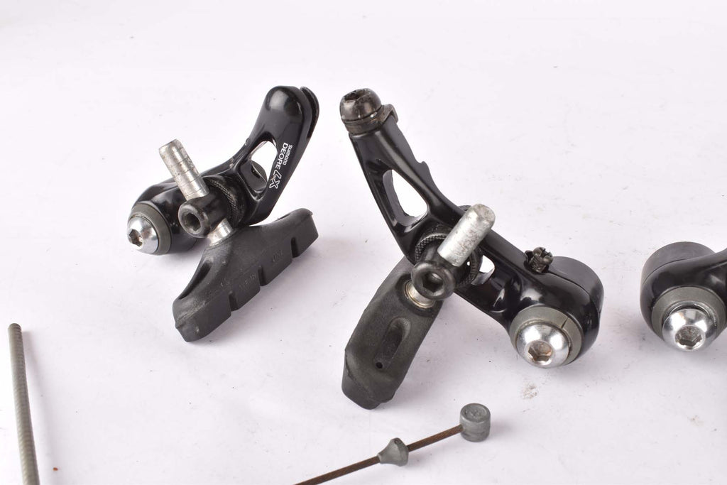 thumbnail interactive-video image 1 of NOS Cantilever Brake Pads For Shimano DEORE LX BR-M550 & M454 – Threaded Post Type (Pair) 1 of 3