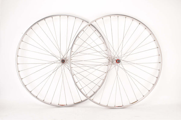 28" (700C) Wheelset with Super Champion Competition Route Rims and Maillard Normandy Luxe Competition (red lable) low flange hubs with english thread