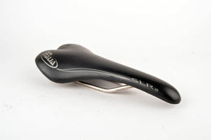 Selle Italia SLR XP carbon fiber saddle from 2006